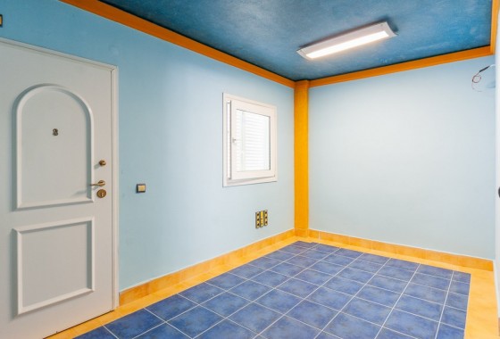 Segunda Mano - Local - Orihuela Costa - La Regia