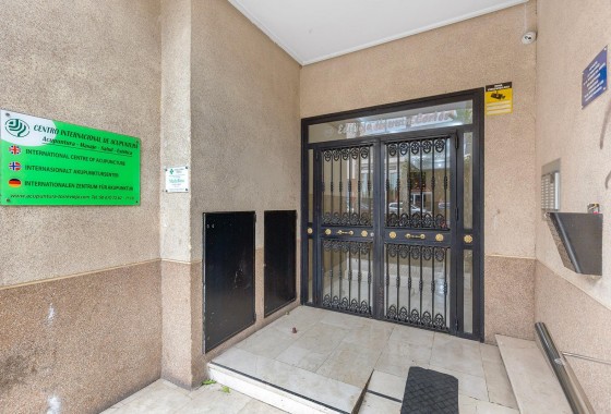 Revente - Appartement - Torrevieja - Centro