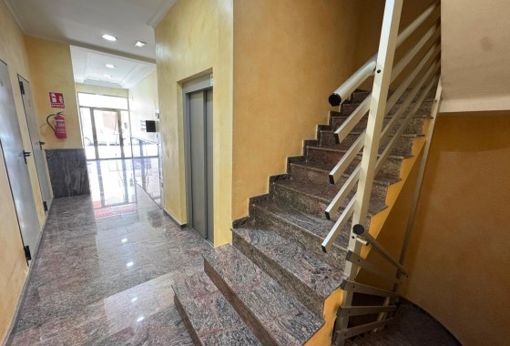 Resale - Garage - Torrevieja - torrevieja