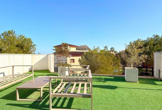 Revente - Villa - Orihuela Costa - Villamartín