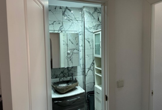 Revente - Appartement - Torrevieja - Nueva Torrevieja