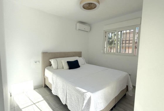 Revente - Villa - Orihuela Costa - La Zenia