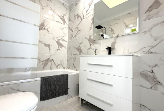 Revente - Villa - Orihuela Costa - La Zenia