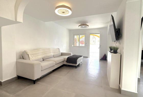 Revente - Villa - Orihuela Costa - La Zenia