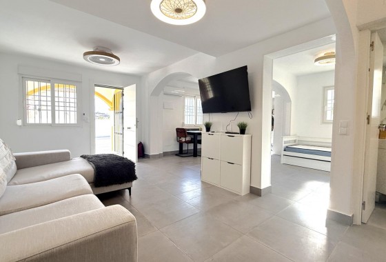 Revente - Villa - Orihuela Costa - La Zenia