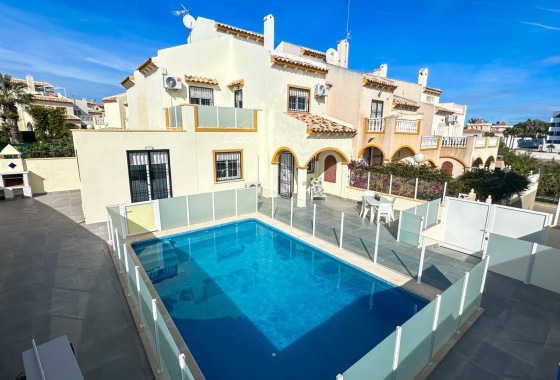 Revente - Villa - Orihuela Costa - La Zenia