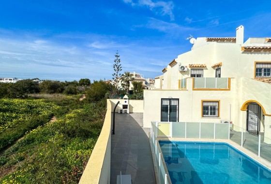 Revente - Villa - Orihuela Costa - La Zenia