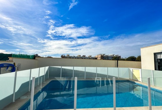 Revente - Villa - Orihuela Costa - La Zenia