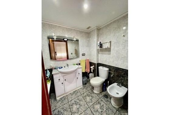 Revente - Appartement - Torrevieja - La Mata pueblo