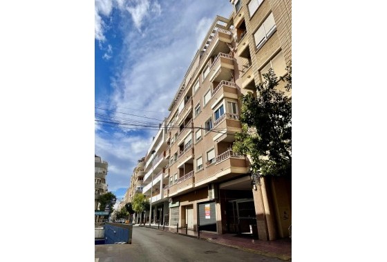 Revente - Appartement - Torrevieja - La Mata pueblo