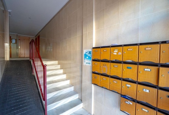 Revente - Appartement - Torrevieja - Centro