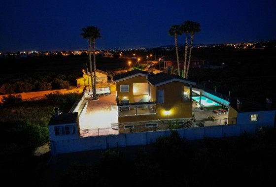 Segunda Mano - Finca / Country Property - Orihuela Costa - Orihuela