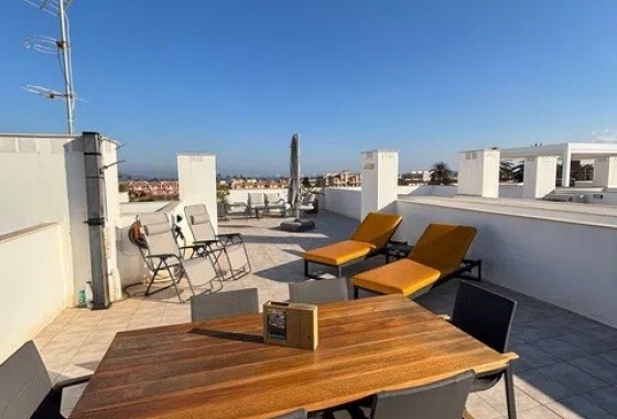Resale - Apartment - Mar de Cristal