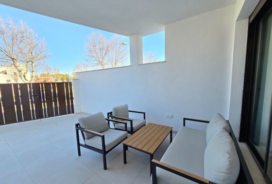 Segunda Mano - Apartment / Flat * - Pilar de la Horadada *