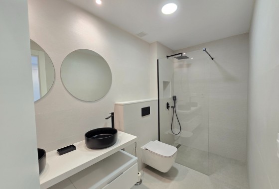 Segunda Mano - Apartment / Flat * - Pilar de la Horadada *