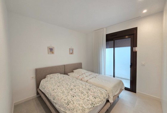 Segunda Mano - Apartment / Flat * - Pilar de la Horadada *