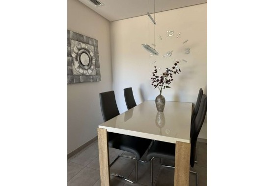 Resale - Apartment - Orihuela Costa - Villamartín-Las Filipinas