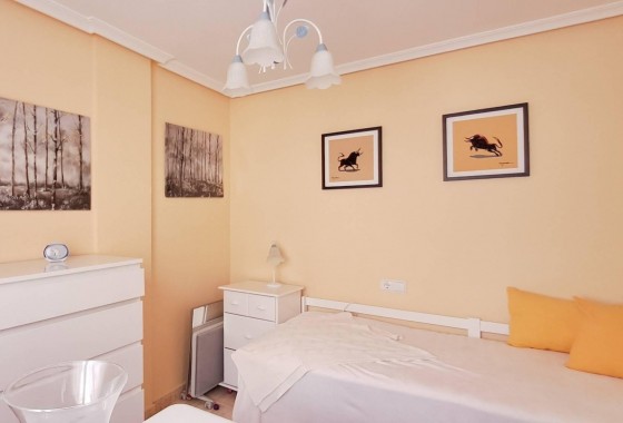 Segunda Mano - Apartamento - Torrevieja - torrevieja