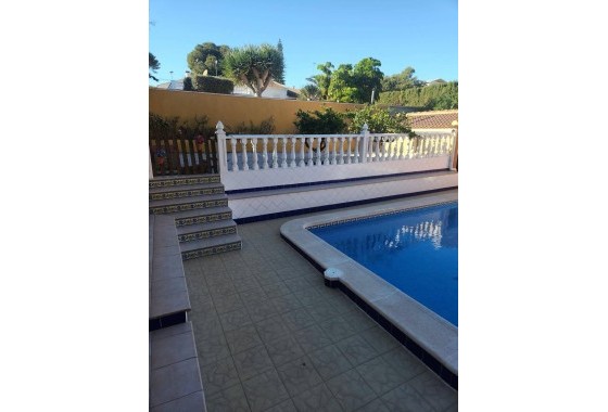 Revente - Villa - Orihuela Costa - Los Almendros-La Florida