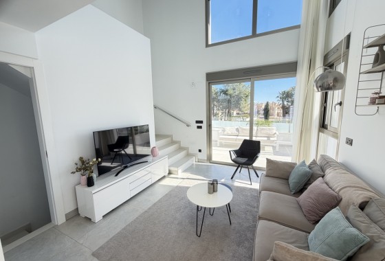 Resale - Detached Villa - Villamartin