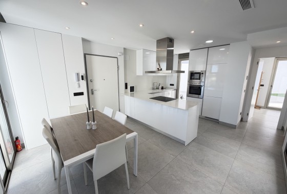 Resale - Detached Villa - Villamartin