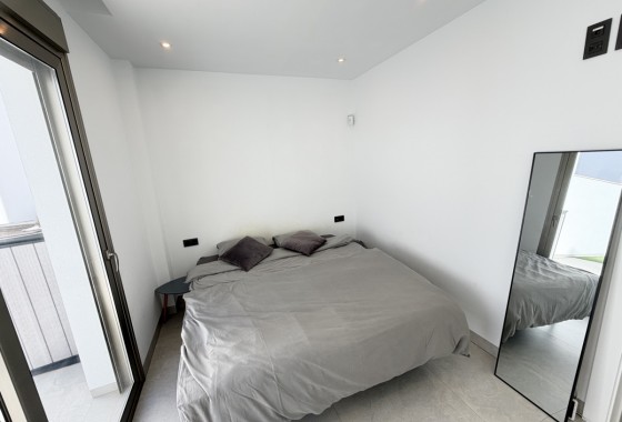 Resale - Detached Villa - Villamartin