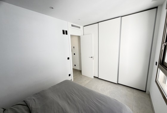 Resale - Detached Villa - Villamartin