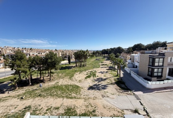 Resale - Detached Villa - Villamartin