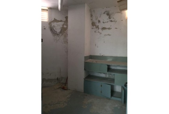 Segunda Mano - Trastero - Torrevieja - Estacion de autobuses