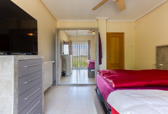 Resale - Villa - Detached - La Zarza