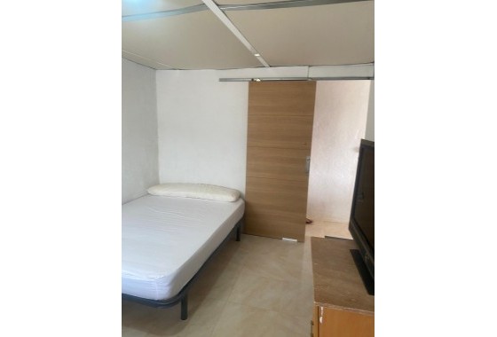 Revente - finca - Guardamar del Segura - Pueblo