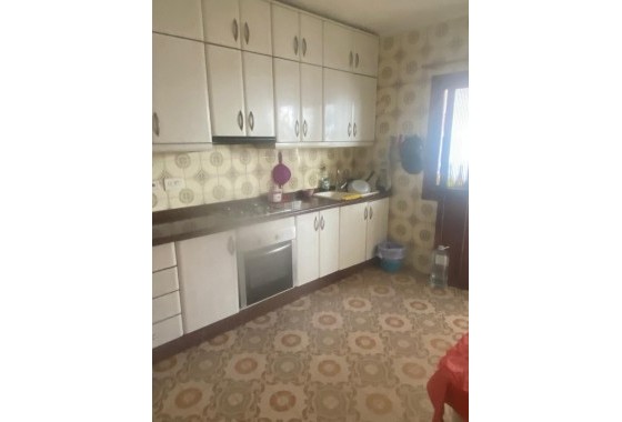 Revente - finca - Guardamar del Segura - Pueblo