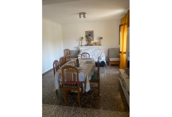 Revente - finca - Guardamar del Segura - Pueblo