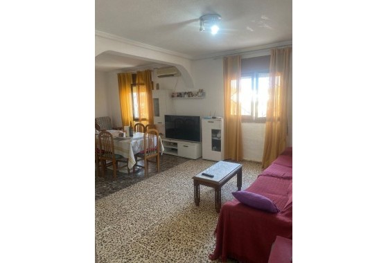 Revente - finca - Guardamar del Segura - Pueblo