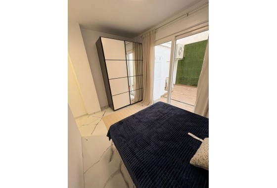 Resale - Apartment - Torrevieja - torrevieja