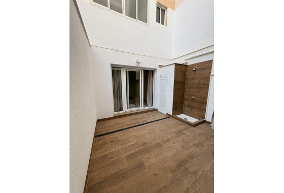Resale - Apartment - Torrevieja - torrevieja