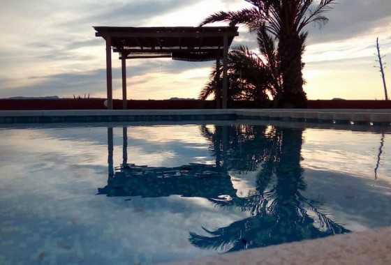 Revente - finca - Orihuela Costa - Torremendo