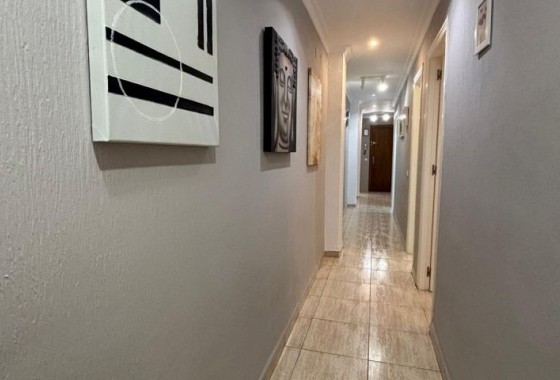 Resale - Apartment - Torrevieja