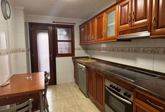 Resale - Apartment - Torrevieja