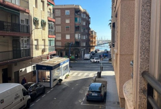 Resale - Apartment - Torrevieja