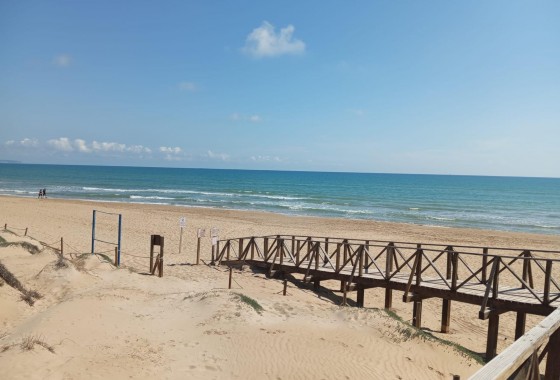 Resale - Bungalow - Guardamar del Segura - Urbanizaciones