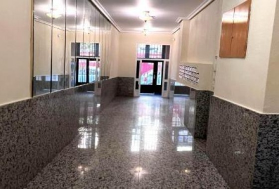 Revente - Appartement - Torrevieja - Estacion de autobuses