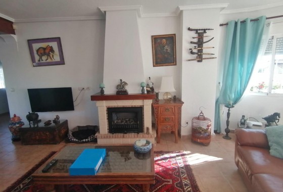 Segunda Mano - Chalet - San Miguel de Salinas - Centro