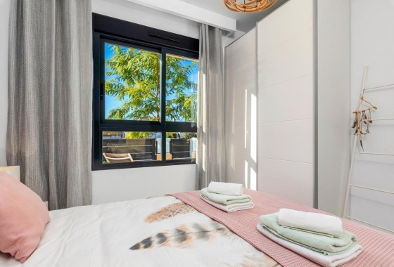 Segunda Mano - Apartamento - Pilar de la Horadada - Pueblo Latino