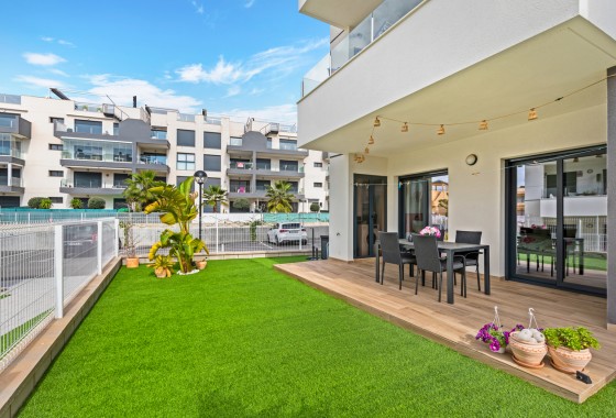 Resale - Apartment - Villamartin - Costa Blanca