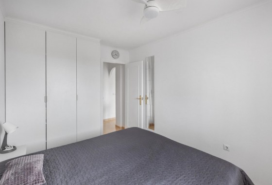 Segunda Mano - Apartamento - Torrevieja - Estacion de autobuses