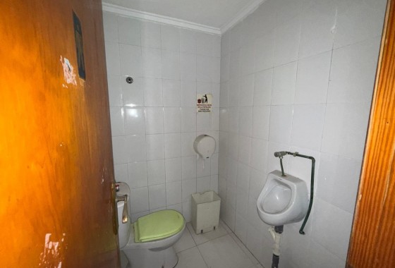 Segunda Mano - Local - Torrevieja - Playa del cura