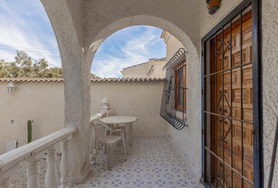 Revente - Villa - Torrevieja - El chaparral