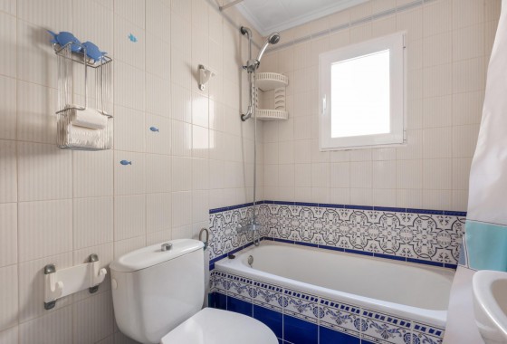 Revente - Villa - Torrevieja - El chaparral