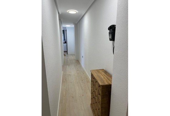 Revente - Appartement - Torrevieja - La Mata pueblo